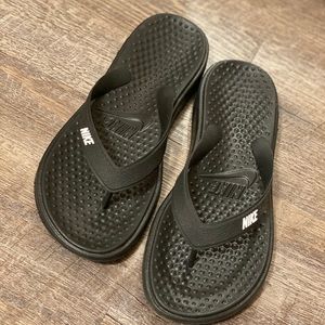 Nike All Black Flipflop